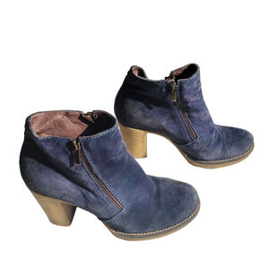 Women's Blue Suede Ankle Boots Size 39